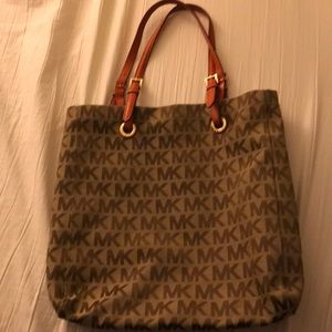 Mk tote